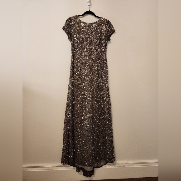 Adrianna Papell Beaded Gown Lead sz 8P - Picture 3 of 10